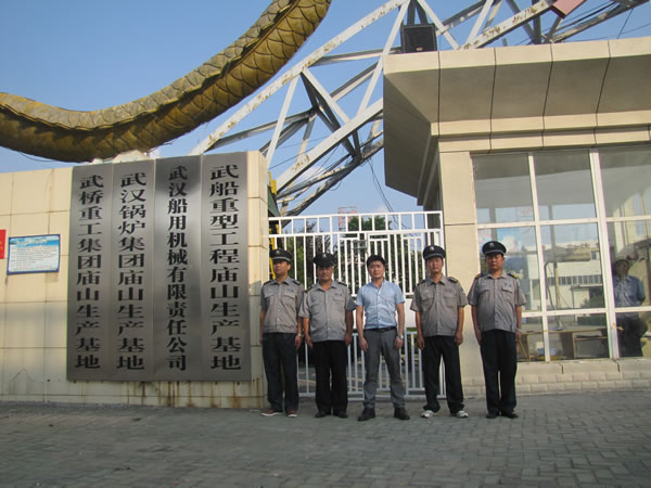 武漢深寶華保安公司的保安員工作細心，服務(wù)非常的好